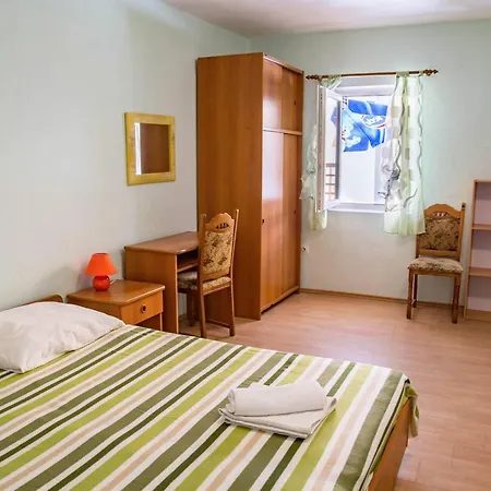Bed And Breakfast Taverna Miskovic Bed & Breakfast 3*